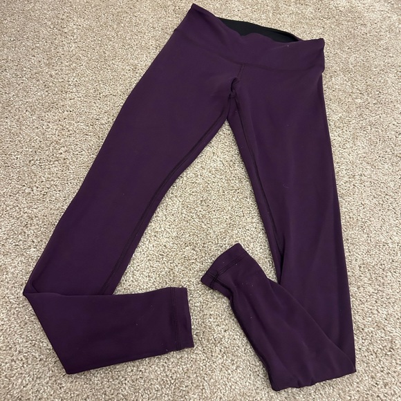 Lululemon Wunder Under Pant *Reversible Rare Color Deep Zinfandel / Black Size 4 - Picture 13 of 14
